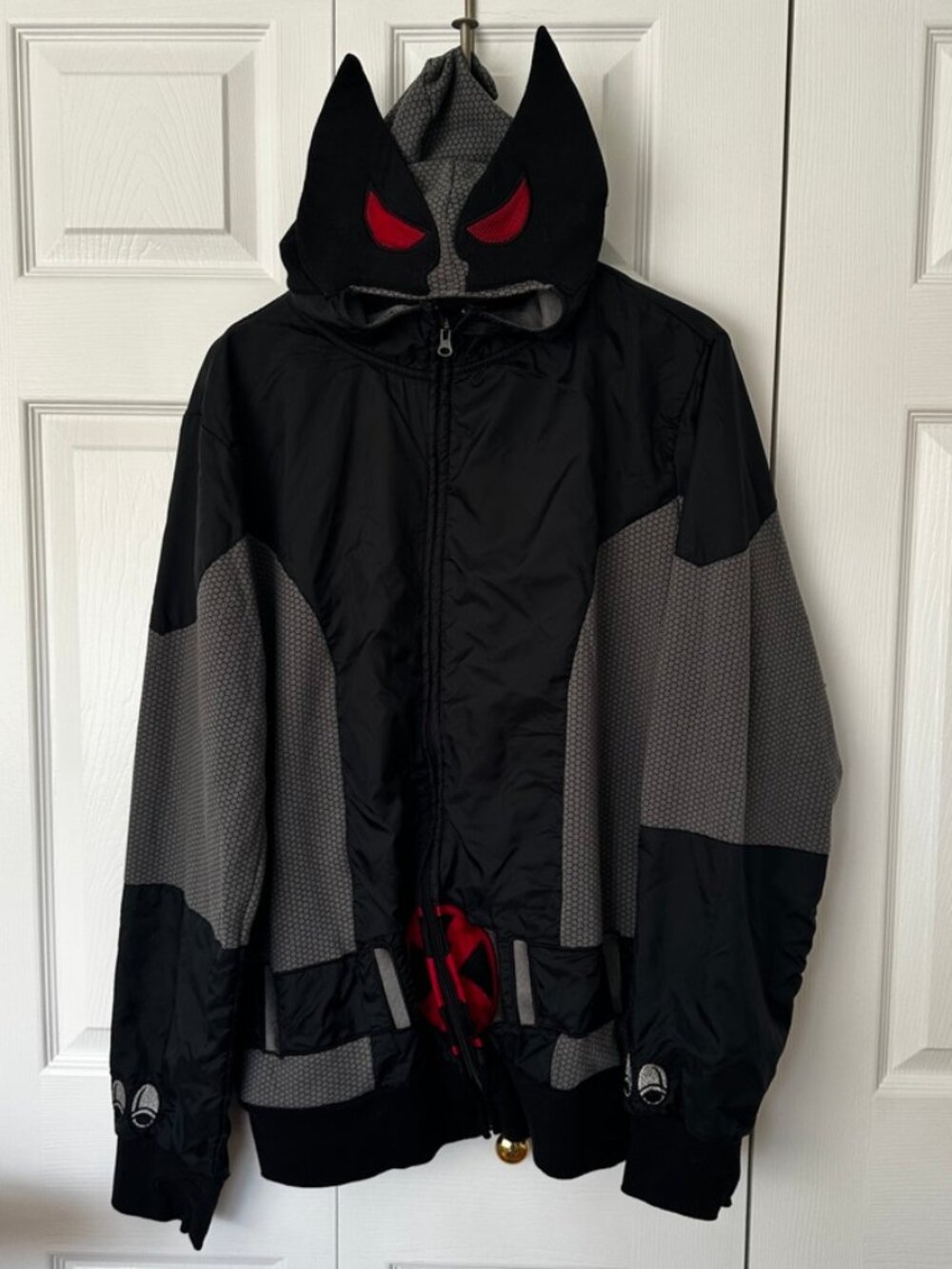 Marvel Wolverine X-Force Costume Hooded Jacket XL Mad Engine